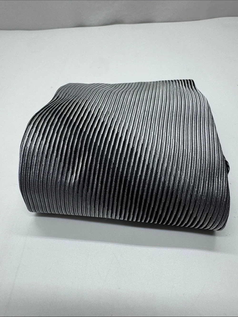 Classic Con.Struct Men's Silver Gray Striped Tie # 0121